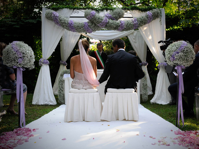 Cerca - Di Fiore FOTOGRAFI 081.475160 PORTICI (NA) Fotografi per Matrimoni